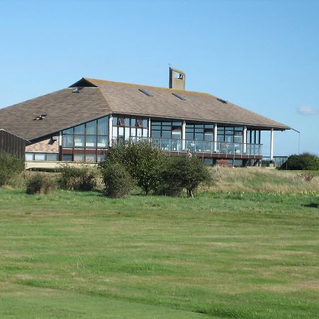 The Olde Barn Bed & Breakfast Lymington Exterior photo