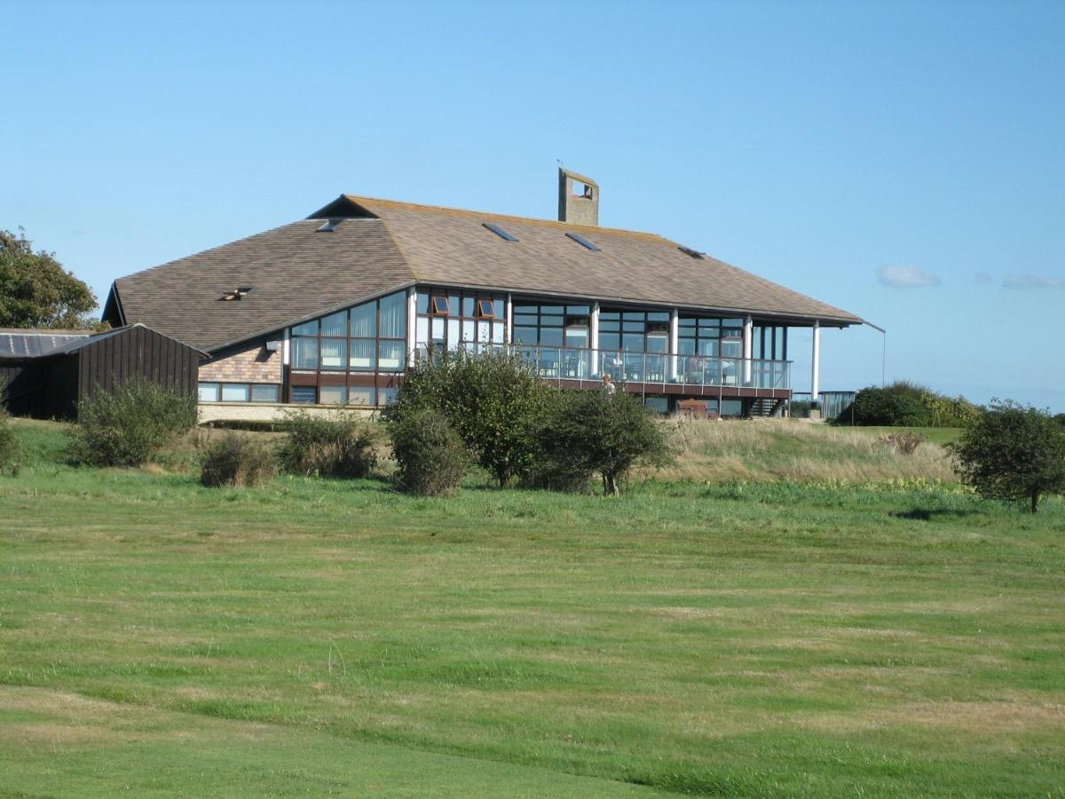 The Olde Barn Bed & Breakfast Lymington Exterior photo